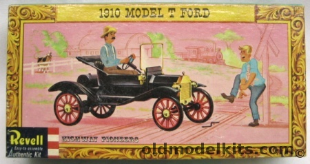 Revell 1/32 1910 Model T Ford Highway Pioneers, H32-79 plastic model kit